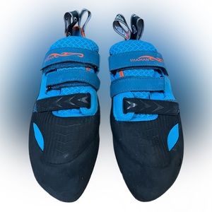 EVOLV Shaman Climbing Shoes